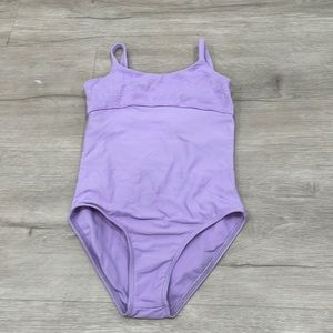 Wear moi purple roses leotard in size 8-10